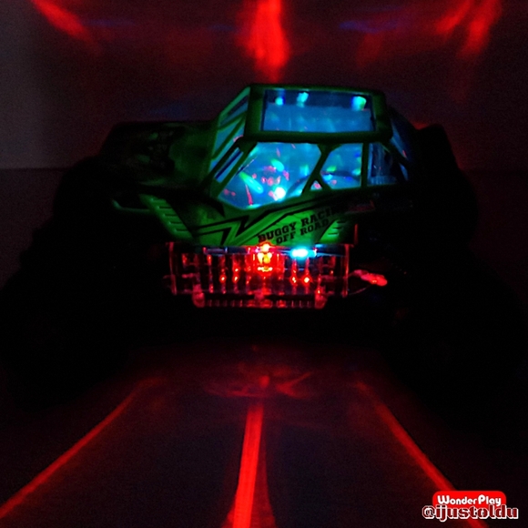 Wonder Play Remote Controlled Climbing SUV with 4WD & 3D Lights | Rechargeable - Picture 14 of 17
